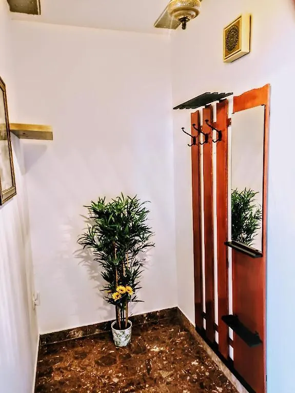 Apartment Apartmani Mila A1 & A2 & 3 Trogir Croatia