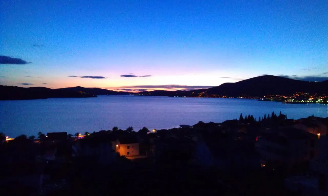 Apartmani Mila A1 & A2 & 3 Trogir Croatia